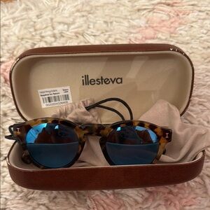 Illesteva Blue Sunglasses with Tortoiseshell Frame and Mirrored Lenses